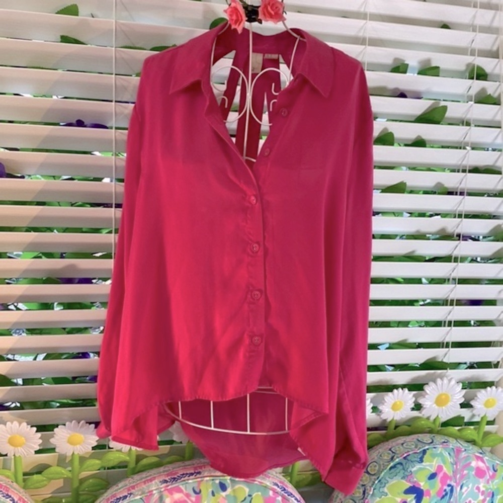 Forever 21 Exclusive pink high low top with back cut outs